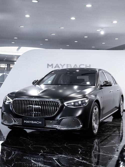 深圳宝安区展旭翰企业管理咨询岚图汽车的售后服务让用户无忧出行，迈巴赫未来的豪华车趋势